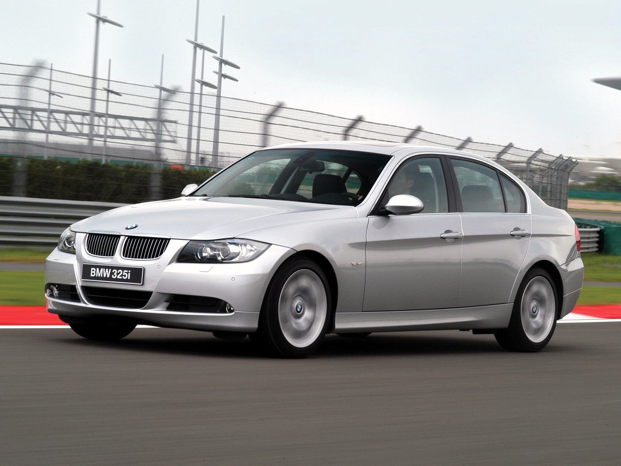 V (E90/E91/E92/E93) (2004–2010)