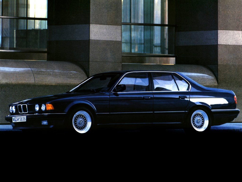 II (E32) (1986–1994)